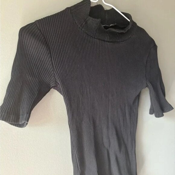 Zara size Small, Black Ribbed Women's Top, fitted - Picture 3 of 5